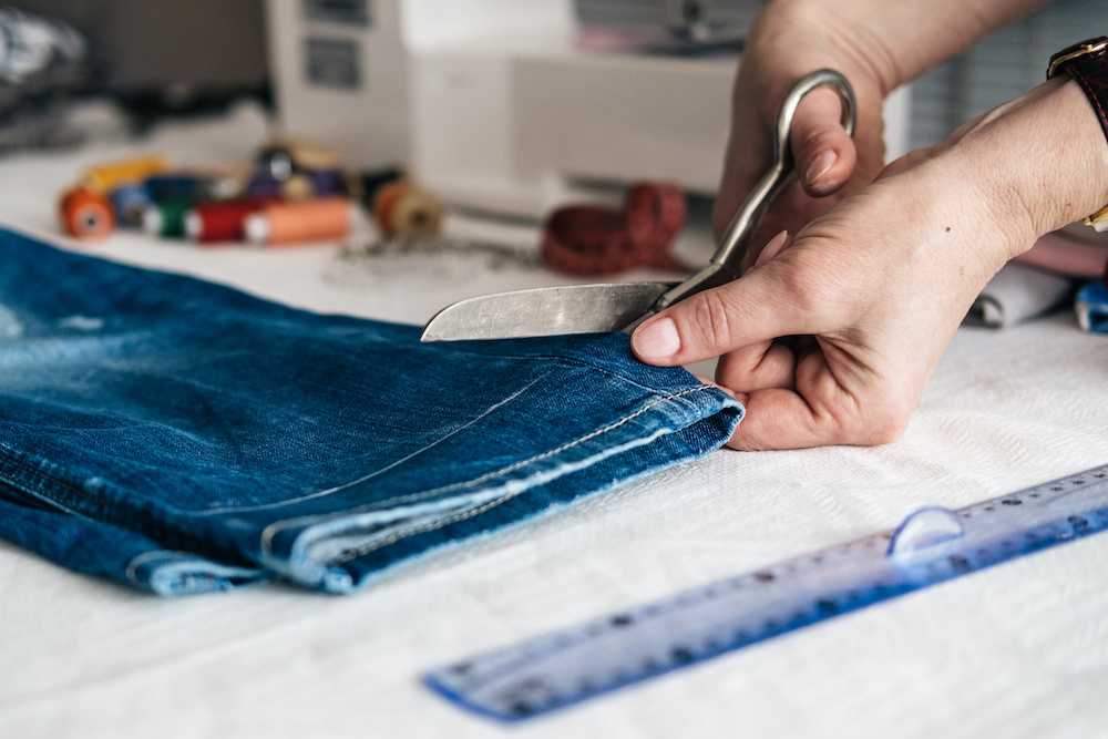 How to Hem Jeans While Keeping the Original Hem